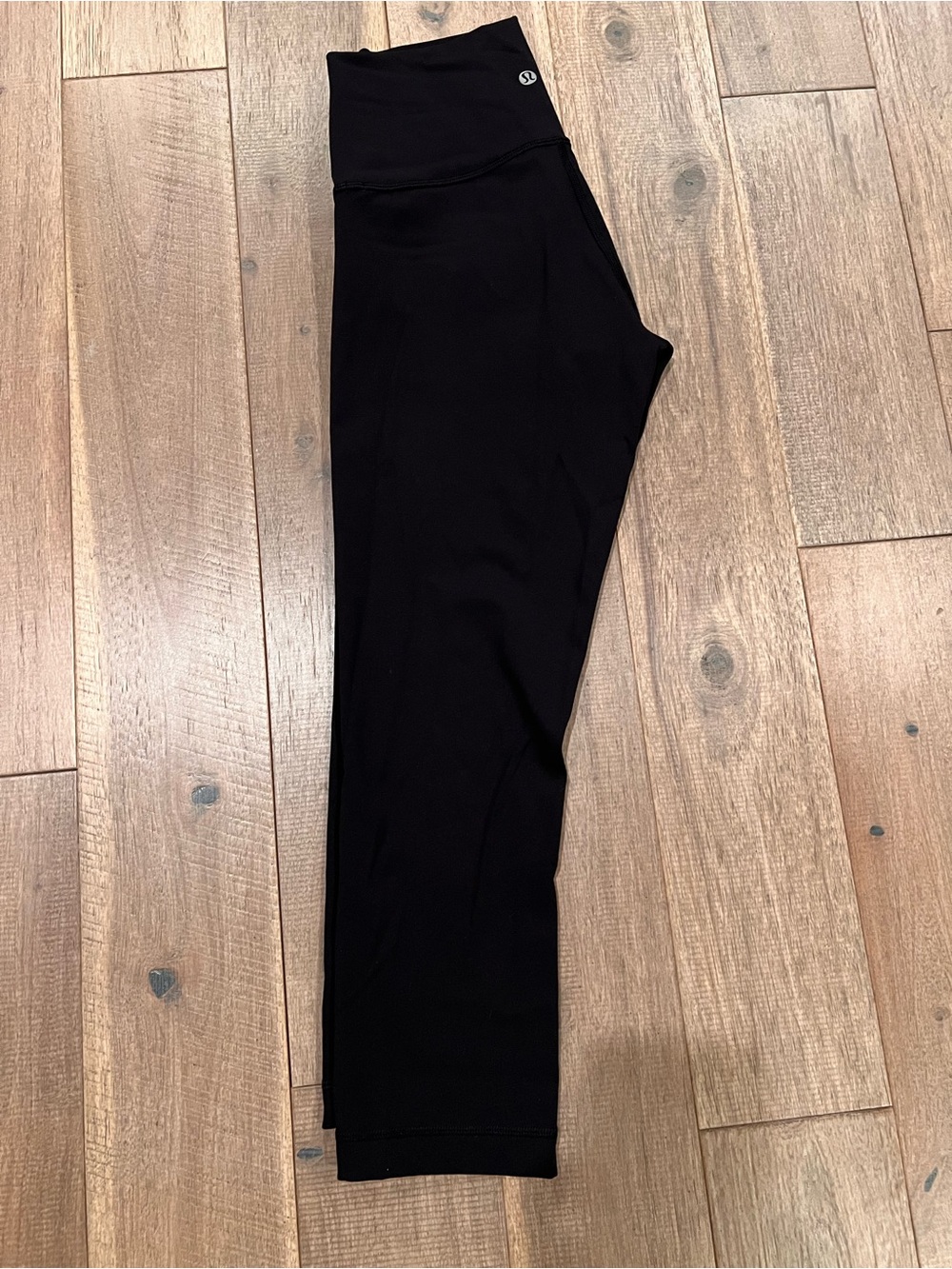 Lululemon Black Women’s Cropped Pants